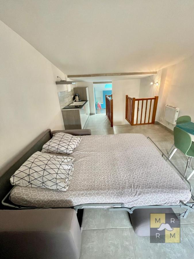 Le Donjon - Vue Cite Pied Cite Medievale Neuf 카르카손 외부 사진